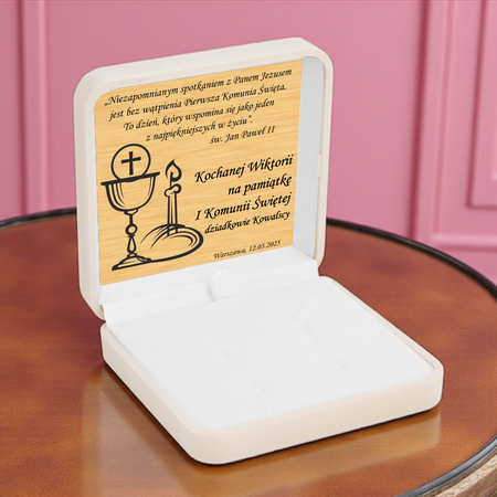Kremowe pudełko welurowe z białym atłasem + złota tabliczka z dedykacją