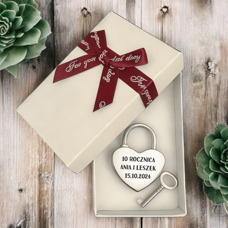 Srebrna Kłódka Miłości z Grawerem – Personalizowany Prezent na Walentynki i Rocznicę