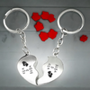 Para breloków dla par – Połówki Serca z Personalizowanym Grawerem GRATIS w Eleganckim Pudełku, Prezent na Walentynki, Rocznicę lub Ślub