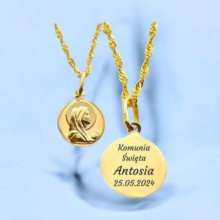 Złoty Medalik 585 z Matką Boską – Łańcuszek Singapur z Grawerem w Pudełku z Dedykacją