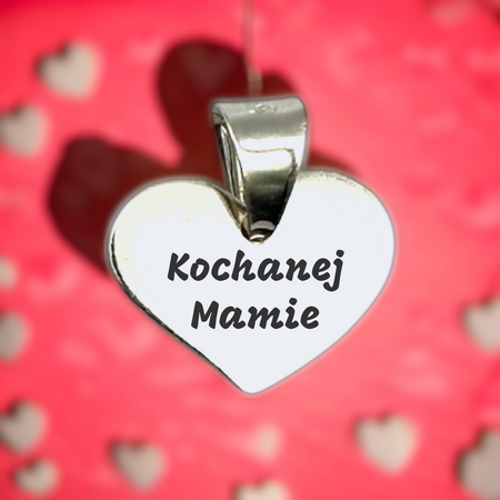Personalizowany Miłosny Prezent dla Niej - Srebrny Wisiorek pr. 925 Diamentowane Serce z Grawerem GRATIS w Eleganckim Pudełku z Kokardką 
