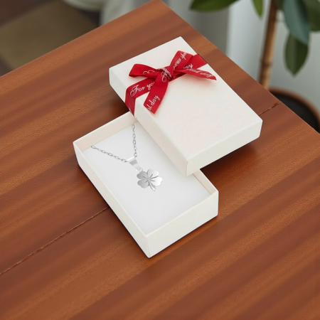 Srebrny naszyjnik koniczynka 925 z grawerem – łańcuszek ankier + pudełko prezentowe